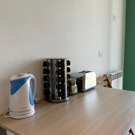 House Apartment *